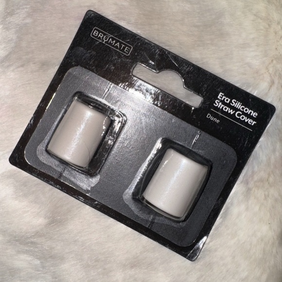 NEW! BRUMATE Dune (Ivory) Magnetic Straw Cover New in Package! - Picture 11 of 12